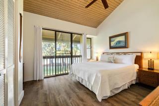 Sea Breeze Retreat golf course front - 9