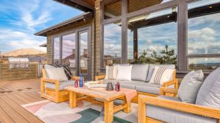 Heritage by AvantStay Luxe Oregon Retreat Deck - 9