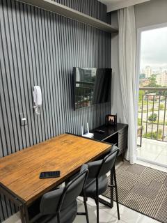 Belo Studio com suíte e varanda - 9