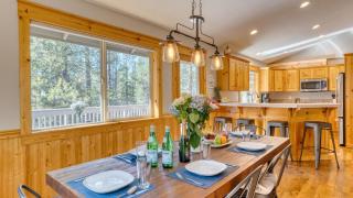 Quail by AvantStay Great Location Game Room Hot Tub Deck - Sunriver - 1