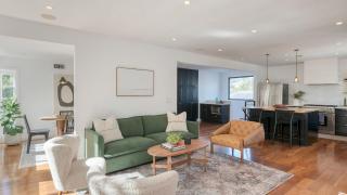 Silver Screen by AvantStay Luxe Backyard Escape - 2