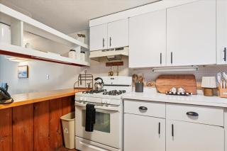 Stowe'd In at Village Green - 4