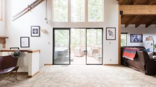 Wolfe by AvantStay 5mins NorthStar Fireplace 2 Private Decks - 3