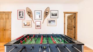 Teddy by AvantStay Majestic Cabin in Big Bear w Balcony - 4