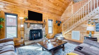 Mountains are Calling by AvantStay Sleeps 8 Hot Tub Game Loft Located in Douglas Lake Resort - 3