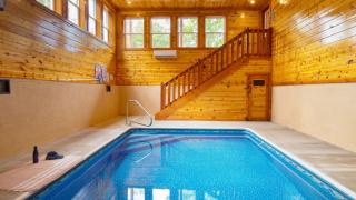 Evergreen Lodge by AvantStay Indoor Pool Game Room Theater - 9