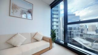 Cozy & Stylish 1B in the Heart of Brisbane C34 - 3