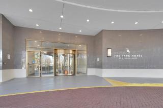 826 King Corner Near MetLife & American Dream - 3