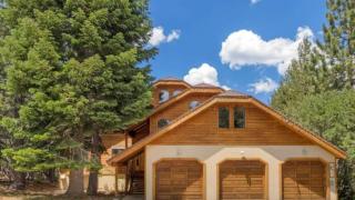 Black Bear by AvantStay Spacious Viking Lodge in Tahoe Donner w Game Room Hot Tub - 9