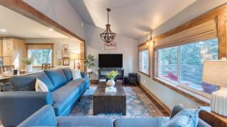 Washoe Way by AvantStay Luxury Tahoe Retreat A Location w Beach Access - 6