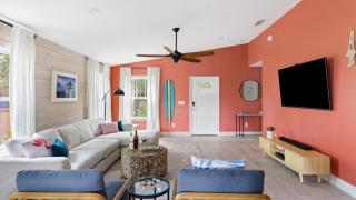 Deck Lounge w Hot Tub Fire Pit Garage Game Room Hidden Grove by AvantStay - 6