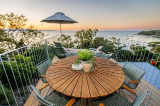 Cantilever Seaview Pavilion - 8