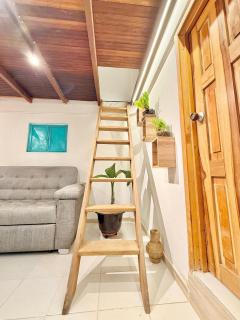 Cabaña frente al Río - 2