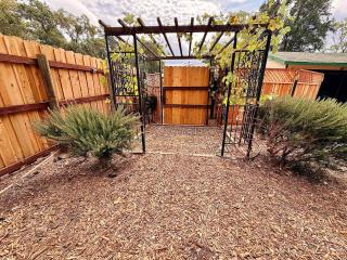 Cozy RV Oasis Farm Stay with Hot Tub Free WiFi and Coffee 5 Min to Adventist Health and Redbud Park - 2