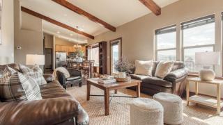 Lucky Bill by AvantStay Lake Views 15mins to Park City Mtn. - 1