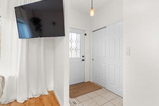 Stylish 3-Bedroom Home in Buena Vista - 9