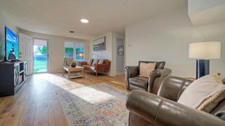 Waterfront Retreat w Private Boat Dock Patio Views Shore Thing by AvantStay - 2