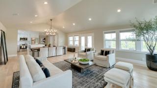 Chic Sonoma Oasis w Pool Bocce Hot Tub Minutes to Downtown - 5