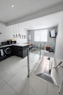 The Fratton Apartment with parking - 9