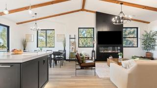 Modern Lodge Near Lake Village Snow Summit Game Room Decks Firepit Views - 2