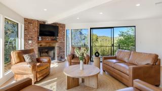 Designer Malibu Retreat w Private Pool Dual Firepits and A Panoramic Views - Agoura Hills - 2