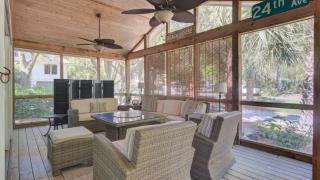 29 24th Avenue by AvantStay Easy Beach Access - Isle of Palms - 8