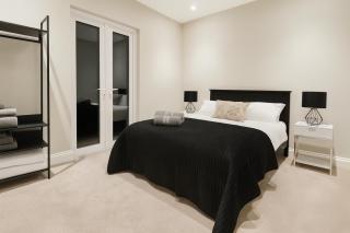 The Fratton Apartment with parking - 2