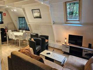 Durbuy Chalet with Modern Comforts - 0