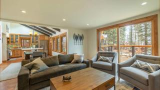 Henderson by AvantStay Lake View Walk to Beach Garwoods More - 8