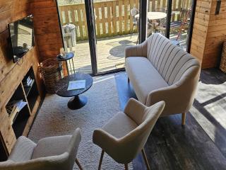 Elegant Chalet Getaway in Ardennes - 5