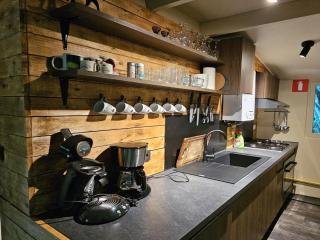 Elegant Chalet Getaway in Ardennes - 4