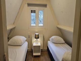 Fenced Country Chalet in Durbuy - 2