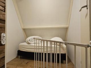 Fenced Country Chalet in Durbuy - 3