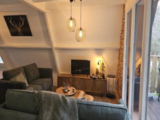 Fenced Country Chalet in Durbuy - 5