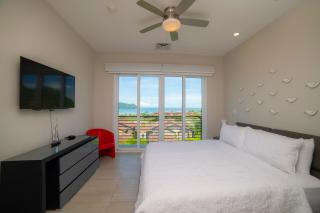 Miramar 2D -3 bedr 3 bath Ocean View - 8