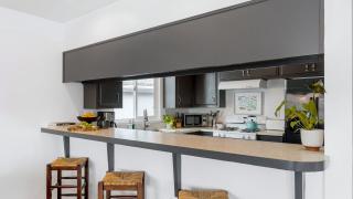 Topside Newport Rooftop Balcony Ocean Views Walk to Pier Marina Village - 7