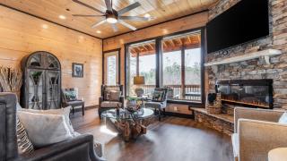 Elk Pass by AvantStay Luxurious Mountain Estate - 1