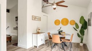 Stylish Retreat Shared Pool Yard Near Downtown Fairlawn Lane A by AvantStay - 2