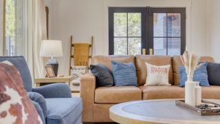 Pool Hot Tub Game Room Fire Pit Luxe Private 4BDR Maverick by AvantStay - 4