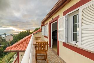 Banda Além Apartment by Mth - 8