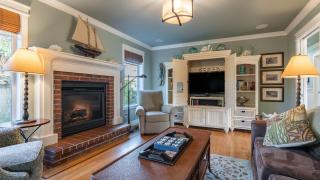 Truly a Treasure by AvantStay Walk to Beach Patio - 5