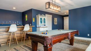 Private Retreat w Hot Tub Amazing Views Game Room Silver Spoon by AvantStay - 5