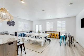 Bear Lake Haus - Luxury Bear Lake Retreat - 4