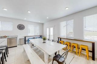 Bear Lake Haus - Luxury Bear Lake Retreat - 1