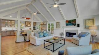 19 Oyster Row by AvantStay Lakefront Home w Golf Course Views - Isle of Palms - 7