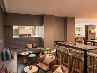 Mantra on Russell - 8