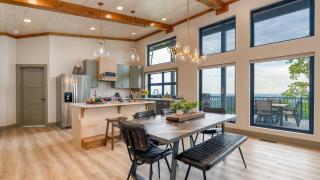 Grand Vista Retreat Luxury Group Retreat w Indoor Pool Arcade 56-Mile Views - Sevierville - 3