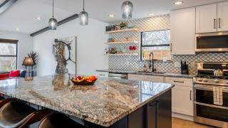 Private Yard w BBQ Games Steps to South Congress Barton Creek Clarksburg - 1