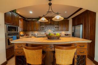 Montebello 1E 3 bed 3 bath ocean view - 1