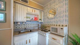 Private Balcony w Ocean View Pool Hot Tub Access Ocean Echo by AvantStay - 2